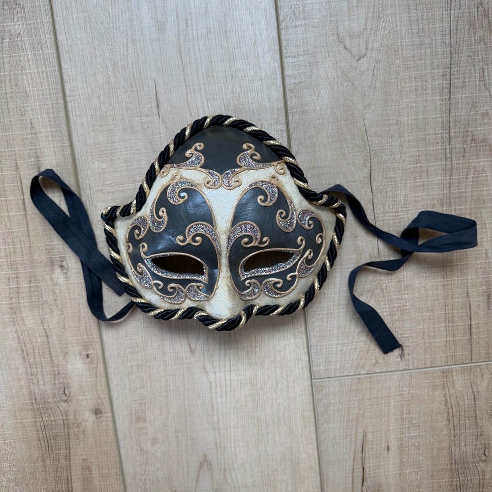 VINTAGE BALO COLOC ITALY SIGNED ORIGINAL MARDI GRAS VENICE MASK MASQUARADE